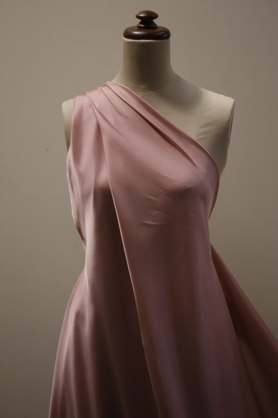 Blush Pink Rayon Lining (137cm wide) - Image 2