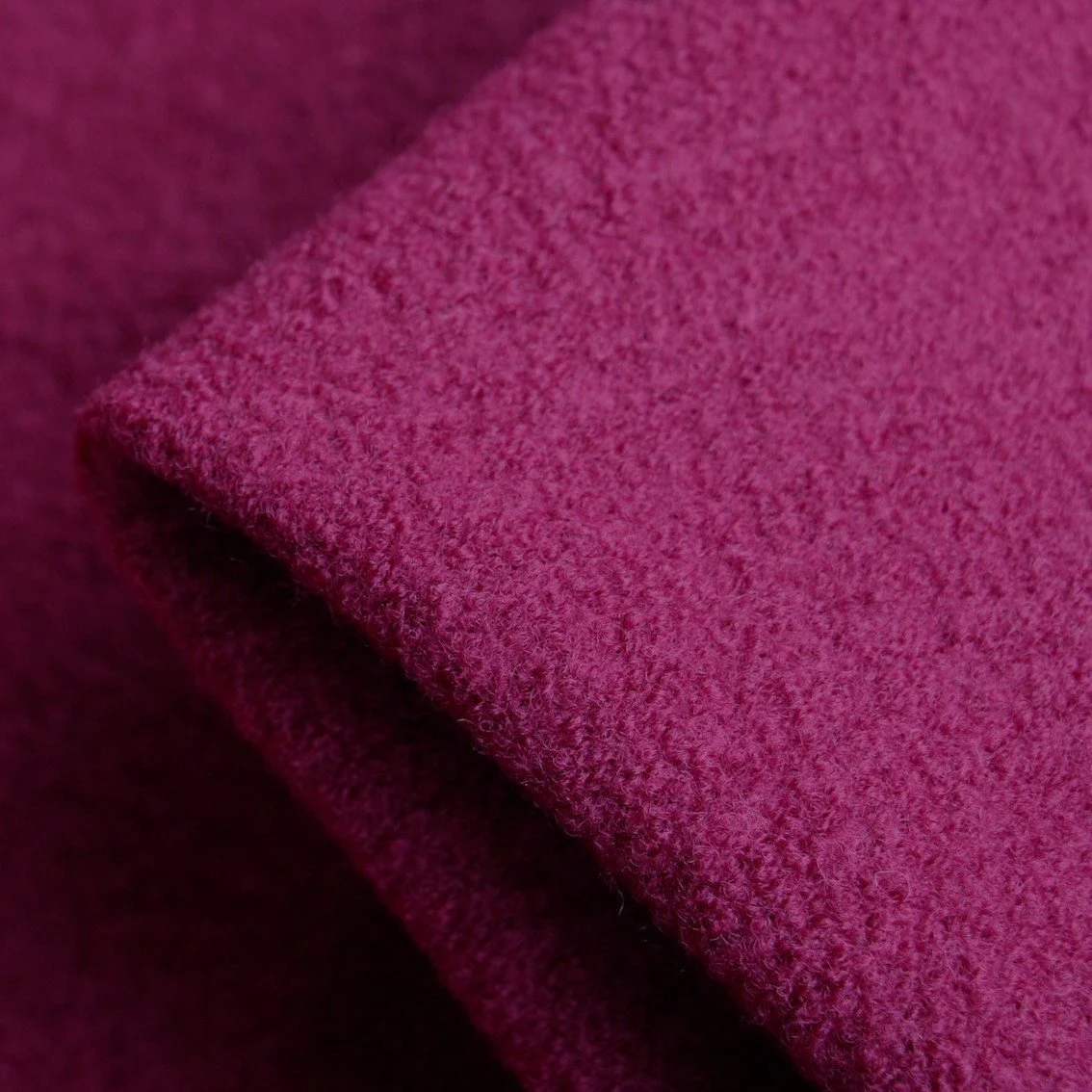 Bollito Bordo - Boiled Wool