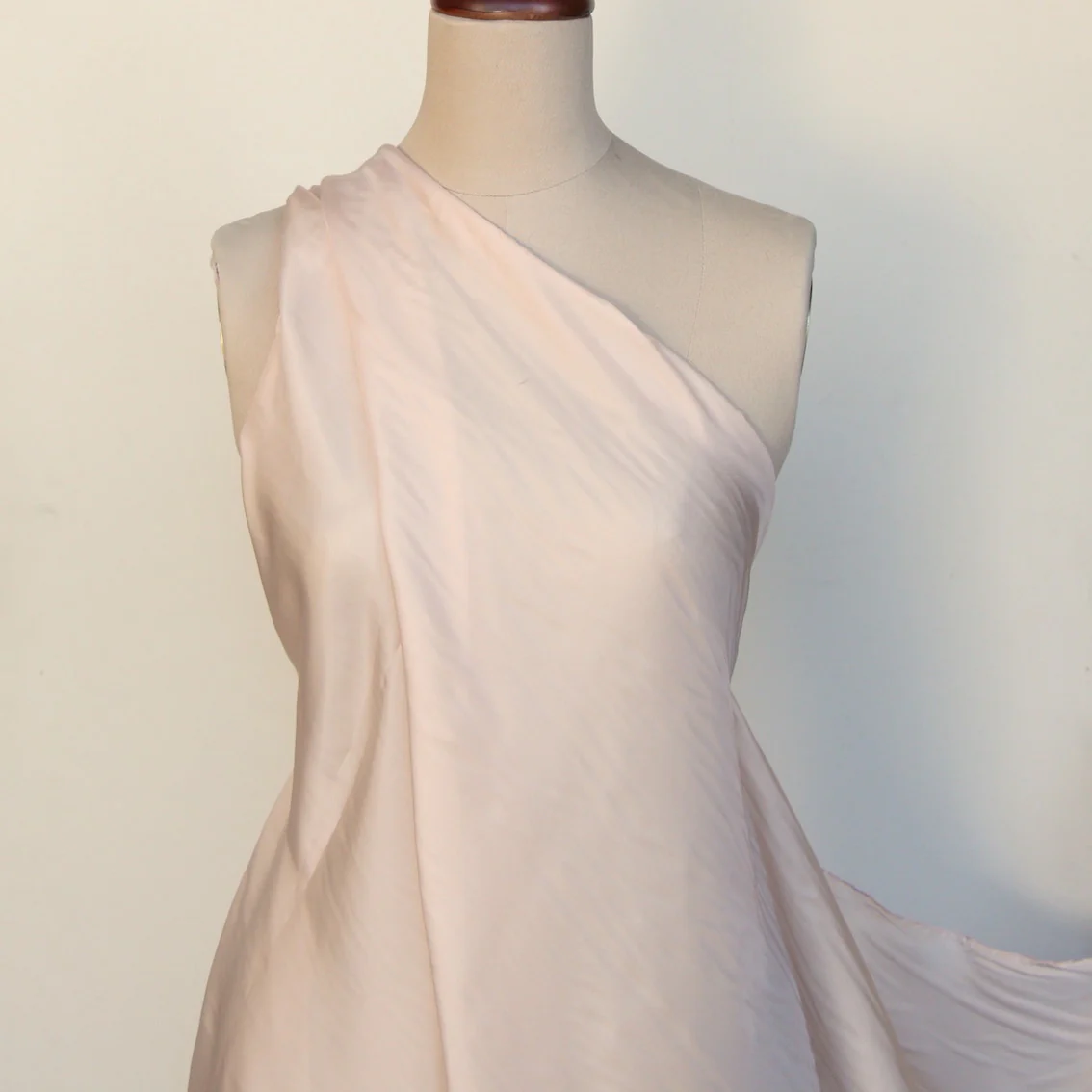 Bone Rayon Lining (120cm wide) - Image 3