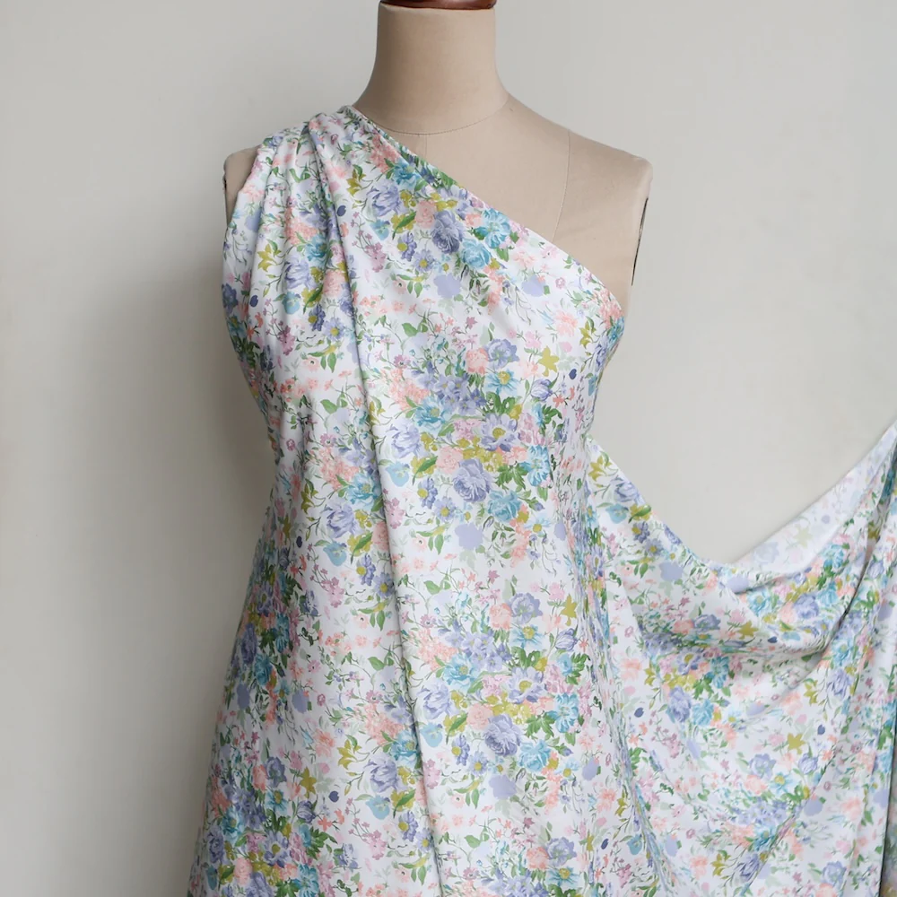 Bouquet Parade - Bridgerton Collection  - Liberty Tana Lawn™ - Image 5