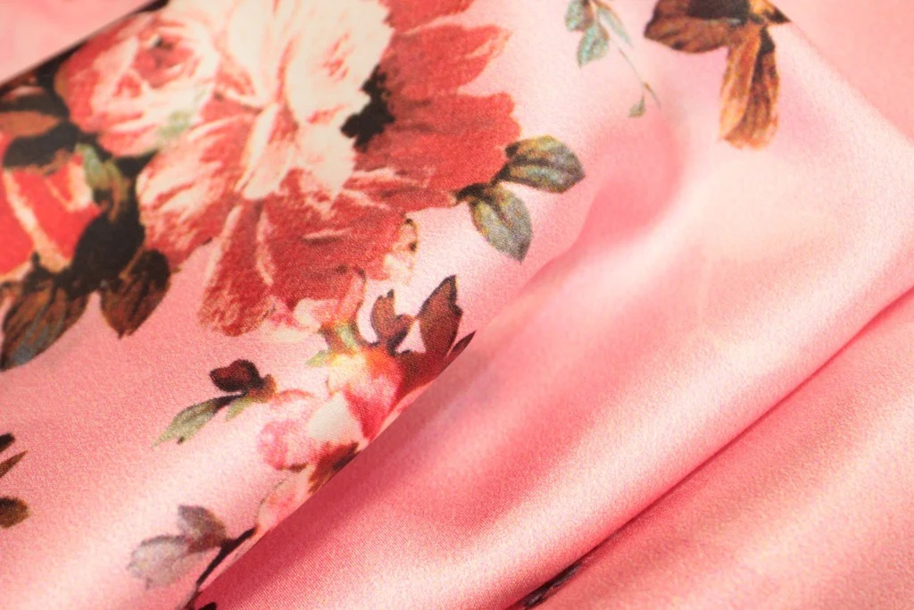 Bouquets On Pink - Image 4