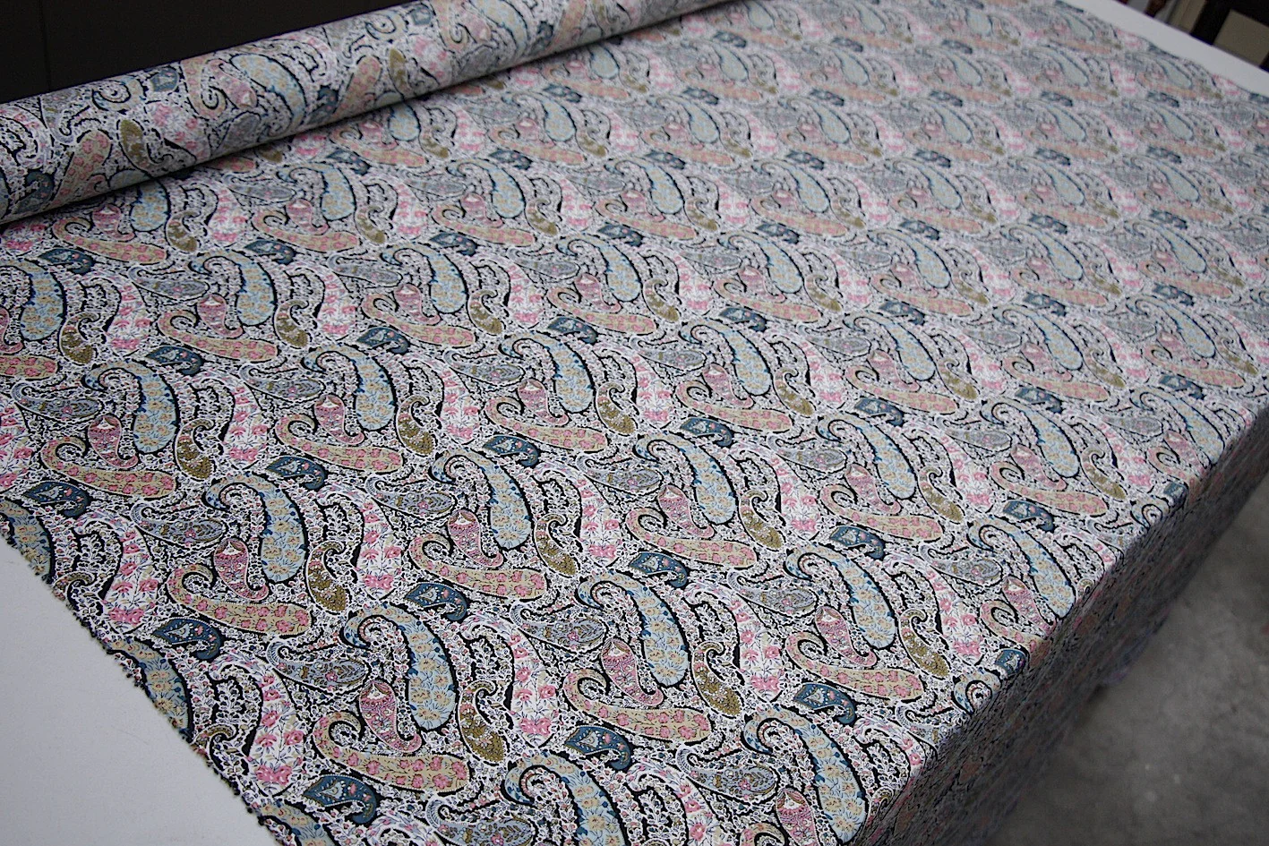 Bourton Beige - Liberty Of London - Image 4