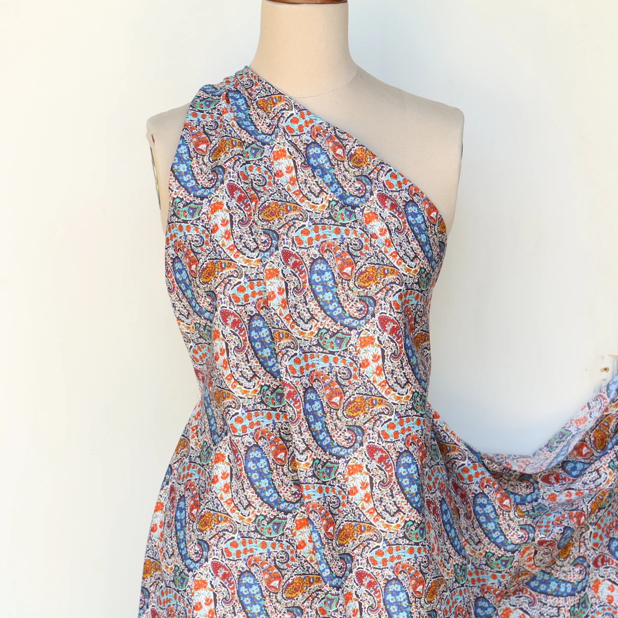 Bourton Liberty Tana Lawn™ - Image 5