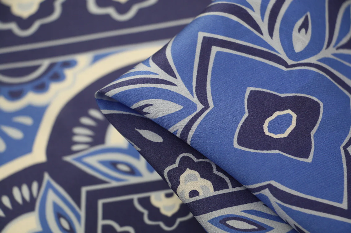 Boxed Art - Silk Crepe De Chine