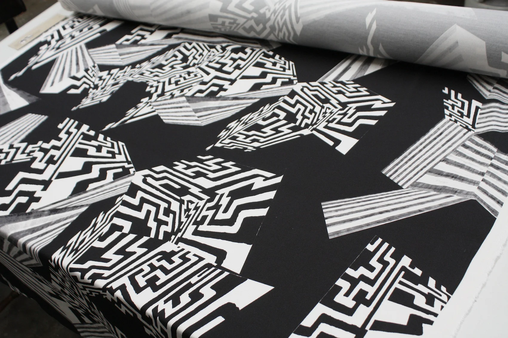 Boxed Labyrinth - Image 2