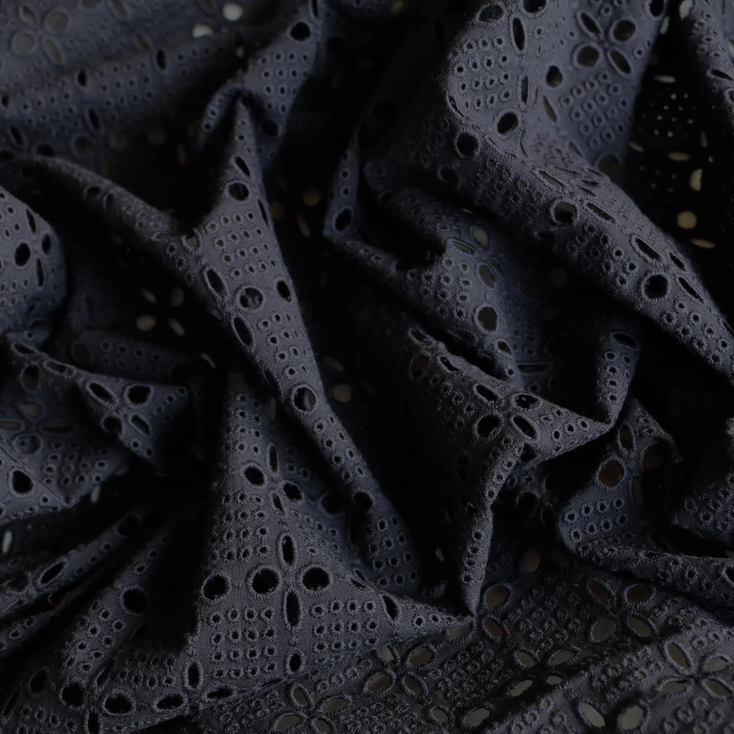 Broderie Navy - Image 2