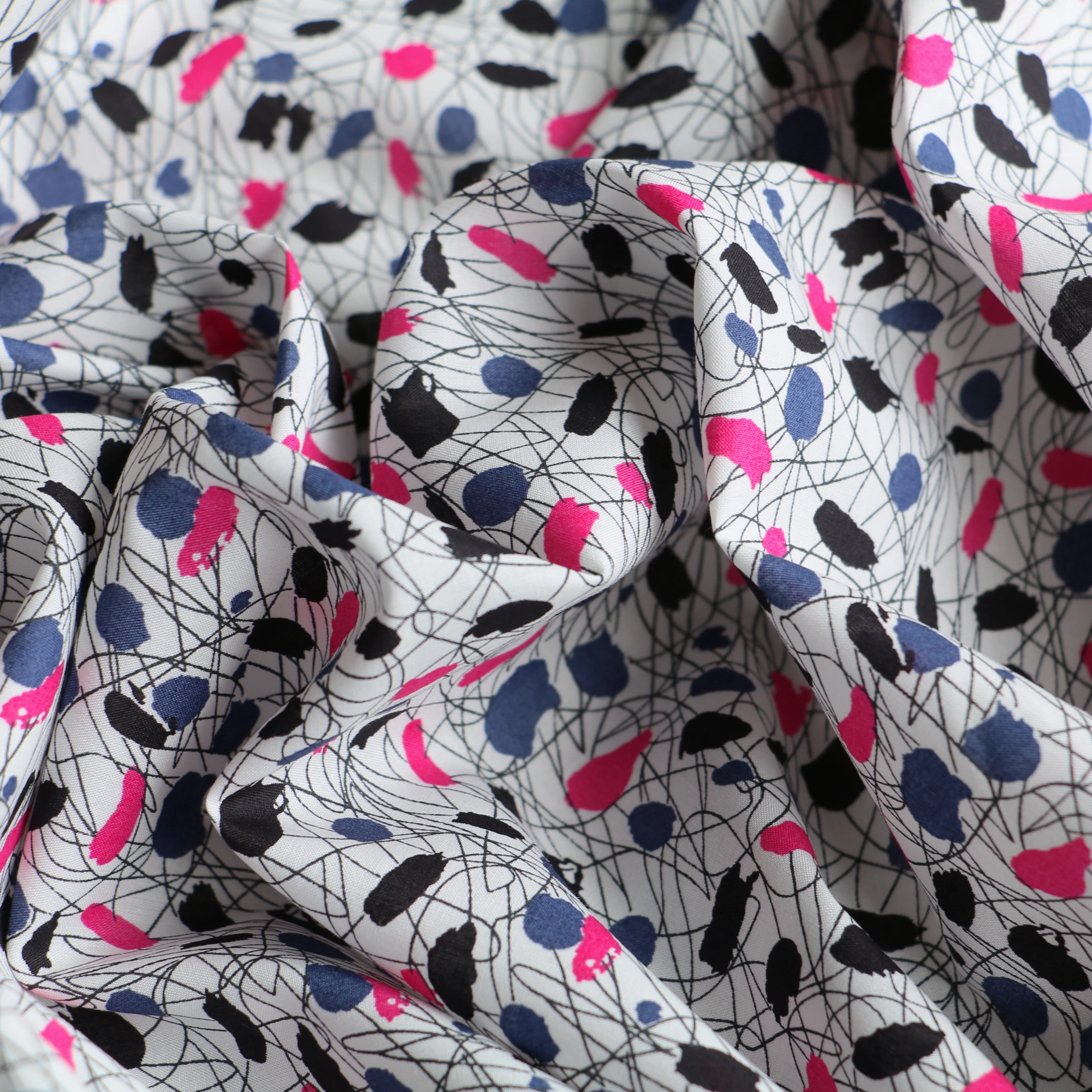Buruma's Curtain Liberty Tana Lawn⢠- Image 2