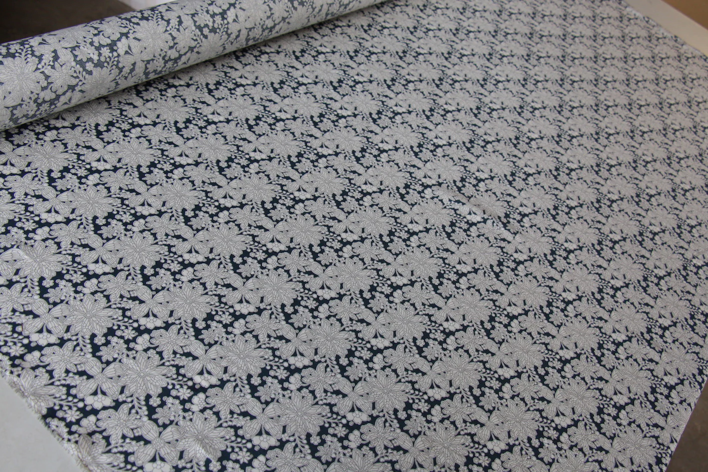 Buzz Blossom Navy Tana Lawn - Liberty Fabrics - Image 3