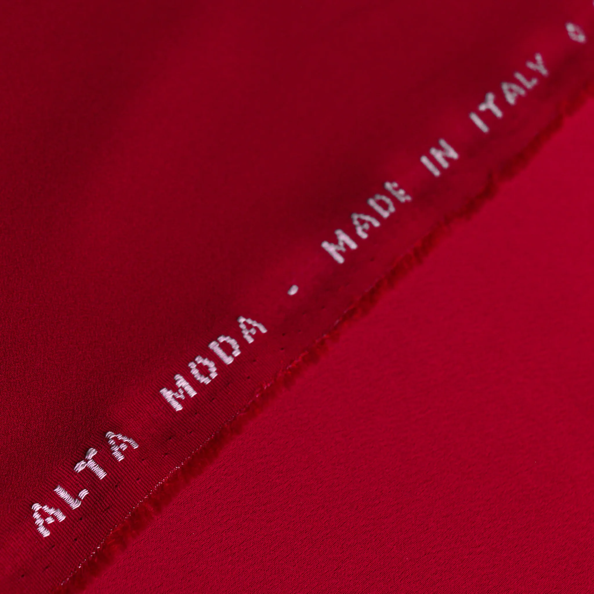 Cady Rosso Satin-Backed Crepe - Image 3