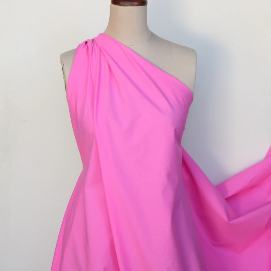 Calais Bright Pink Cotton Poplin - Image 3