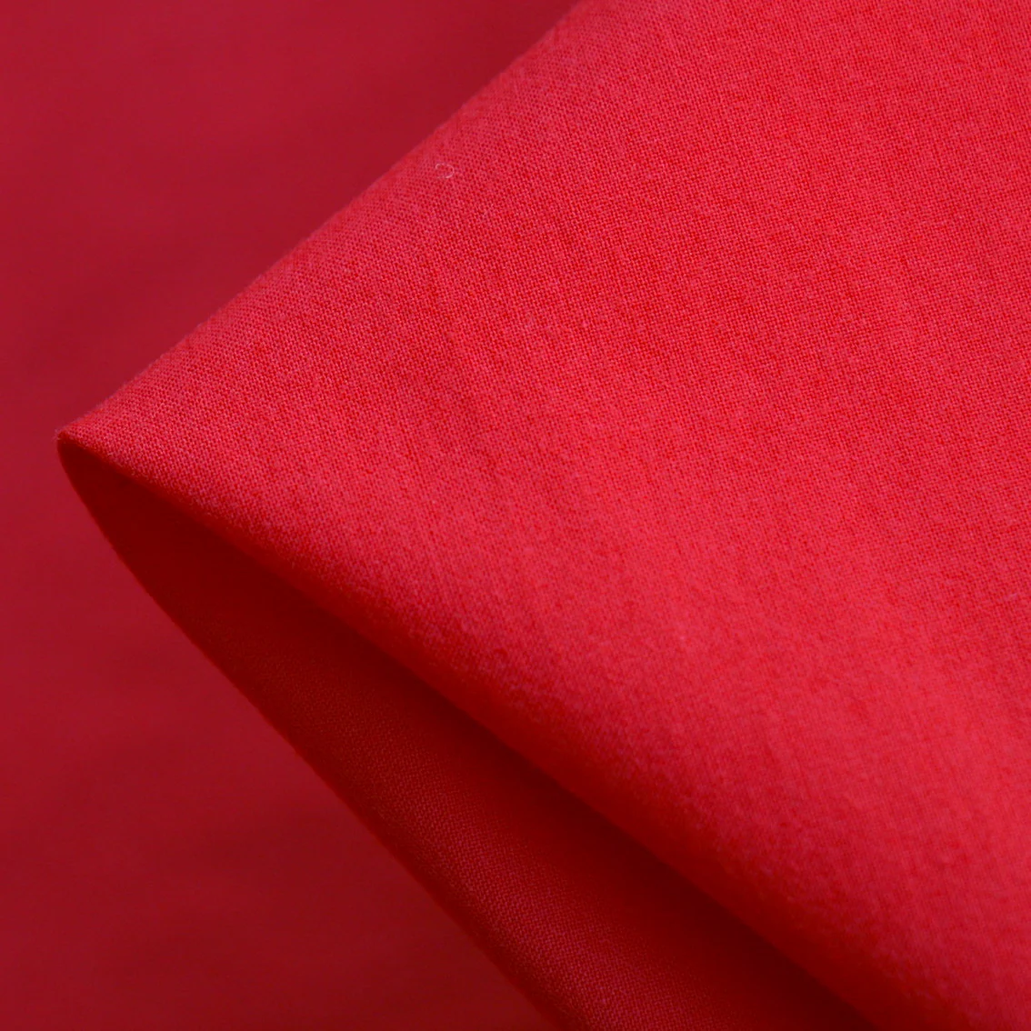 Calais Red Poplin