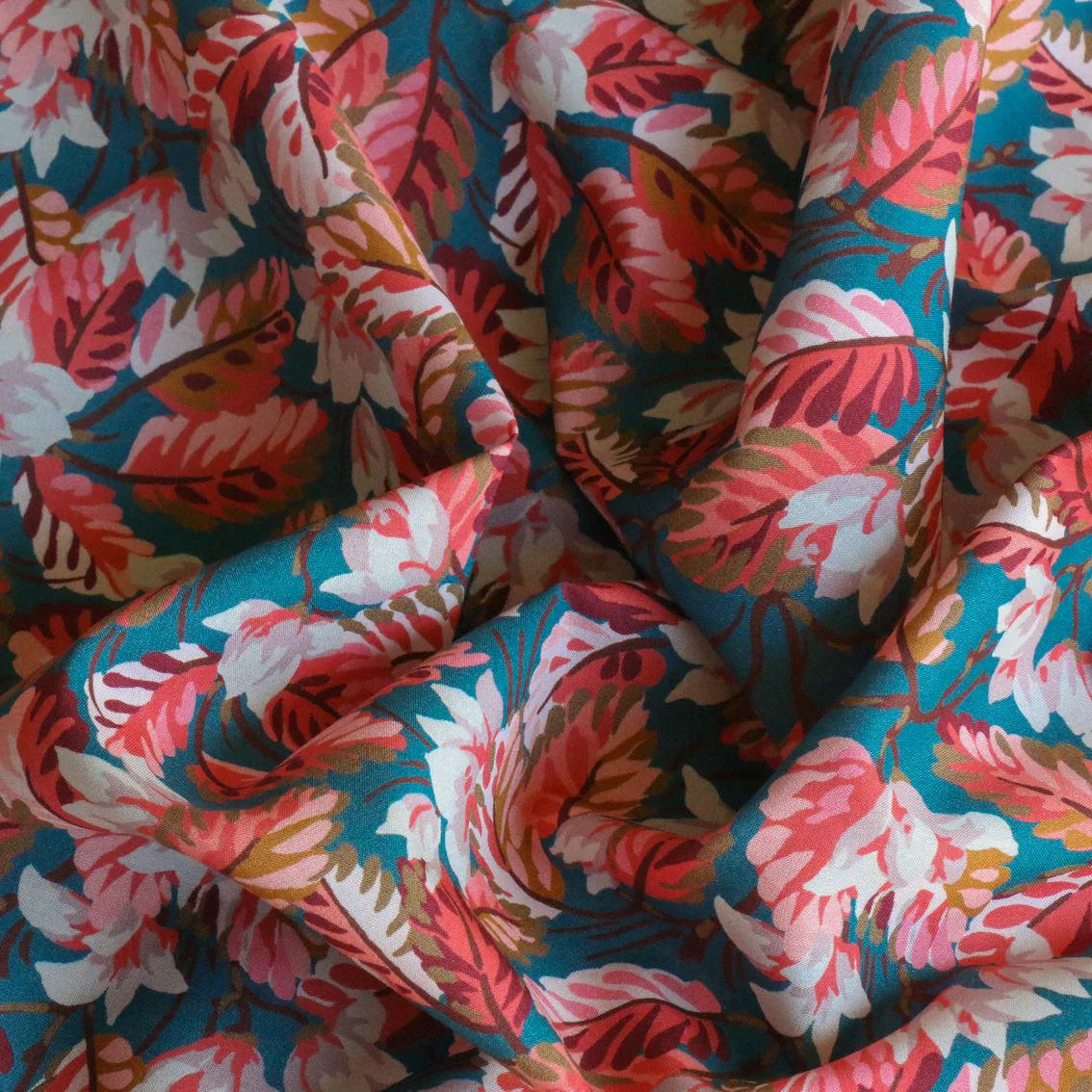 Calypso - Liberty Tana Lawn™ - Image 2