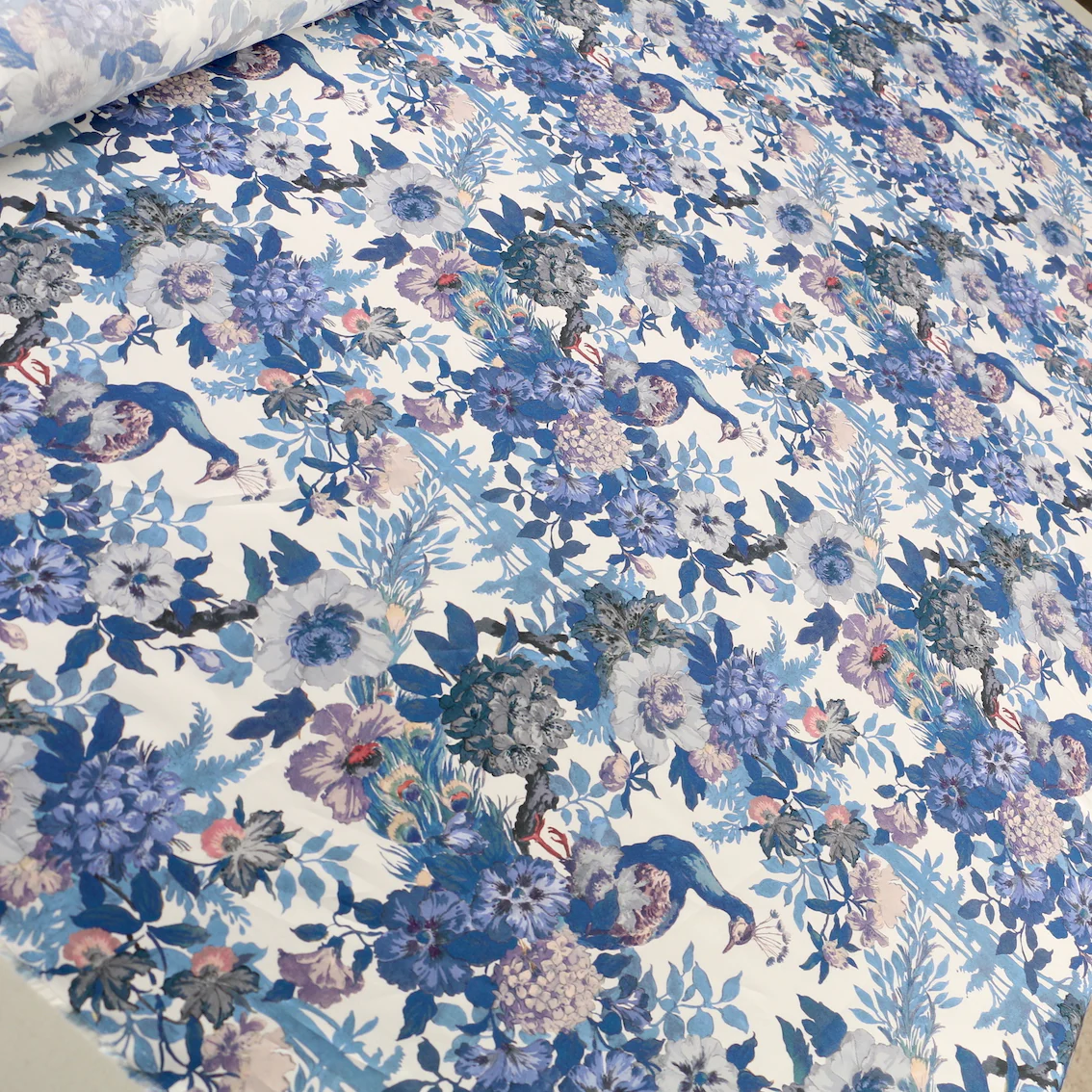 Camberwell Peacock White Liberty Tana Lawn™ - Image 4