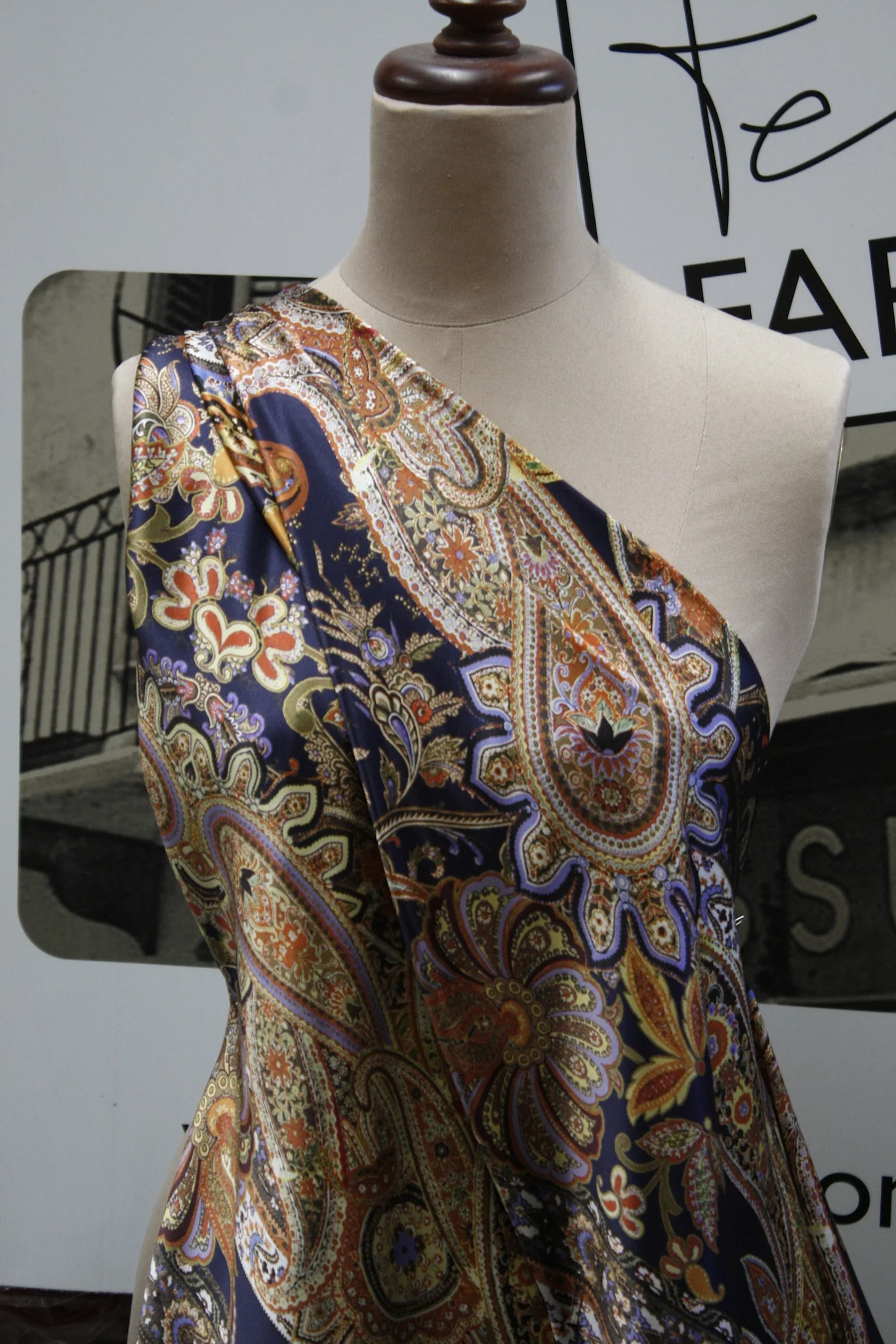 Campanian Paisley - Image 5