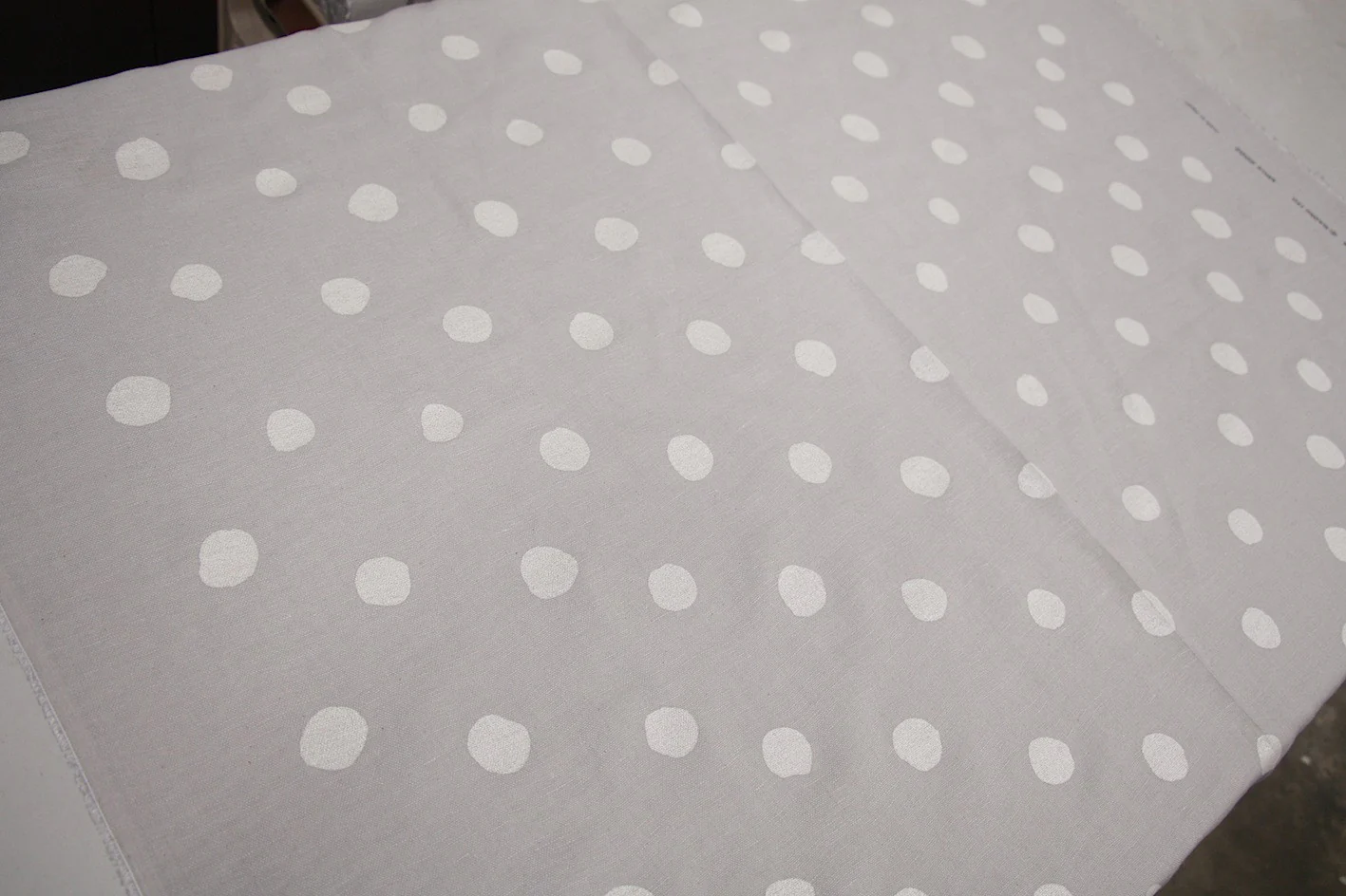 Candy Pocho Grey - Image 4