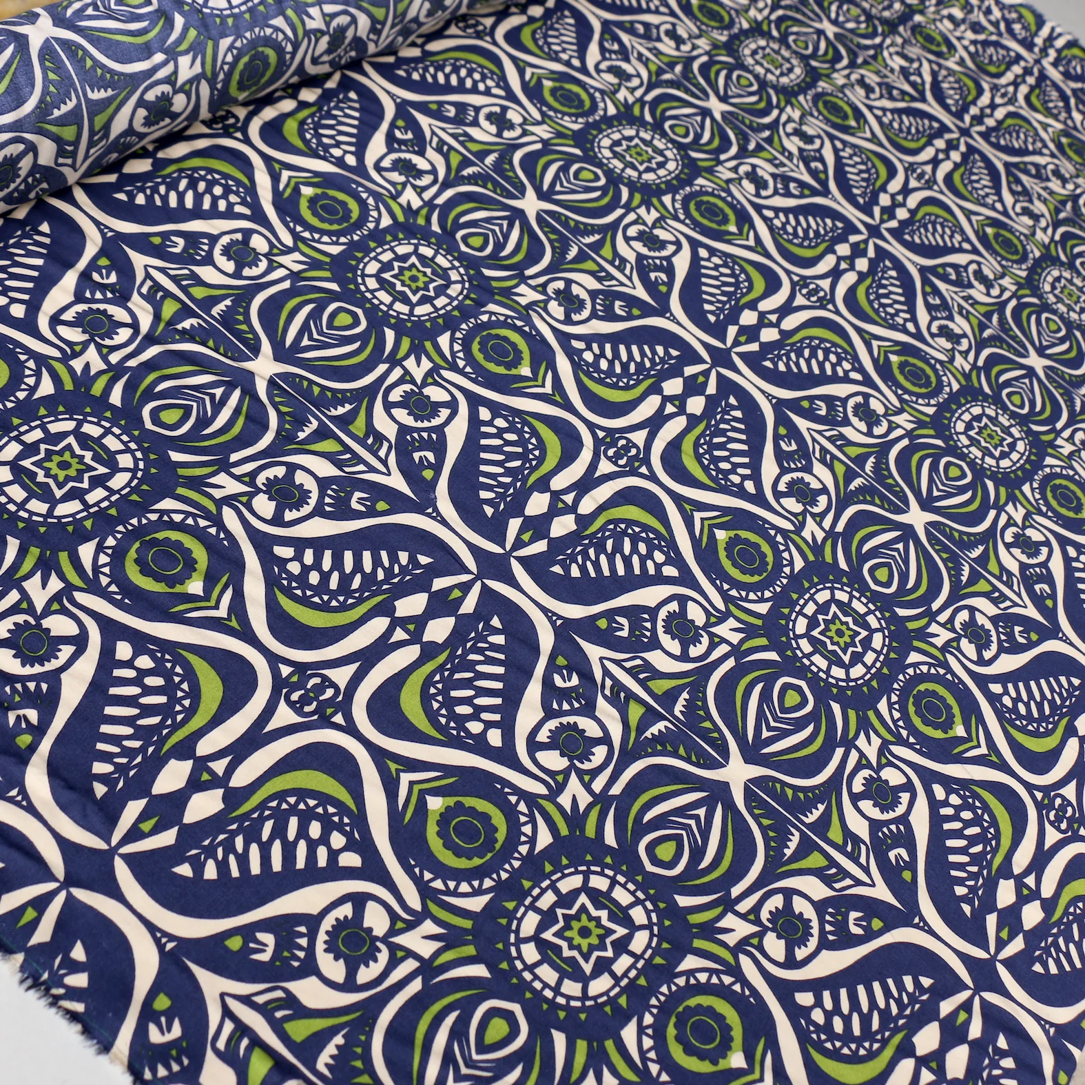 Cannara Verde Viscose Poplin - Image 4
