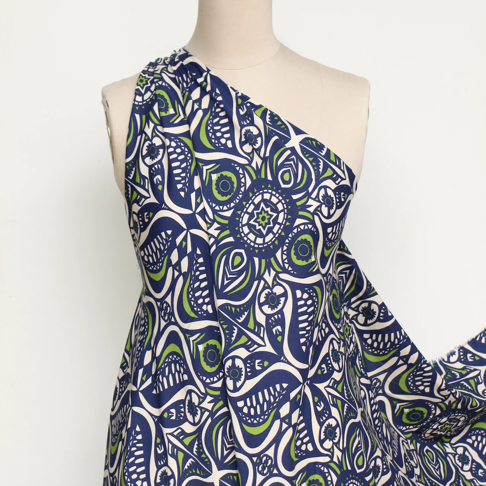 Cannara Verde Viscose Poplin - Image 5
