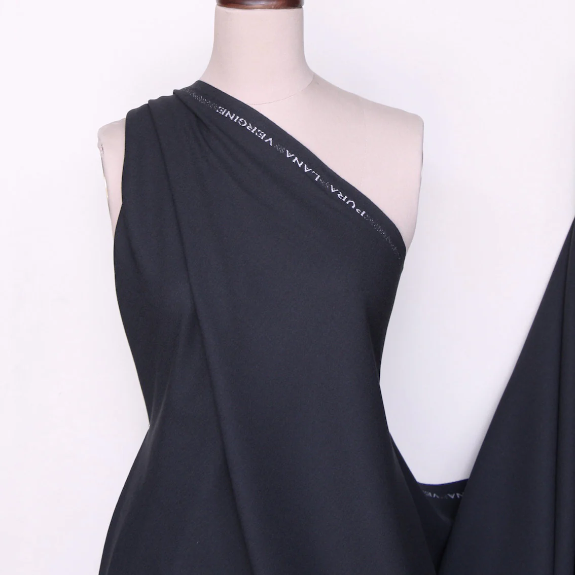 Carbone Motiv Crepe - Image 5