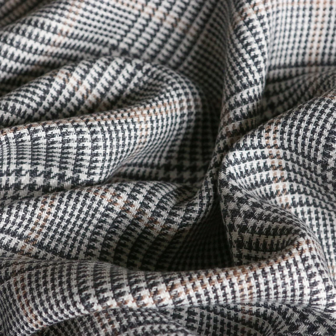 Carla Check Linen - Image 2