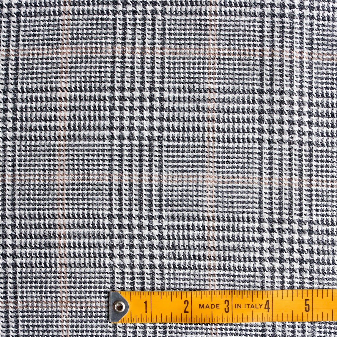 Carla Check Linen - Image 3