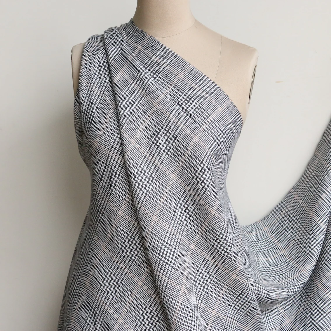 Carla Check Linen - Image 5