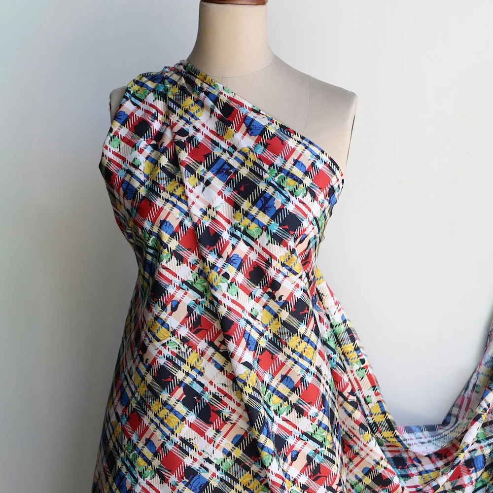 Carline Rebel Red/Navy - Liberty Tana Lawn - Image 5