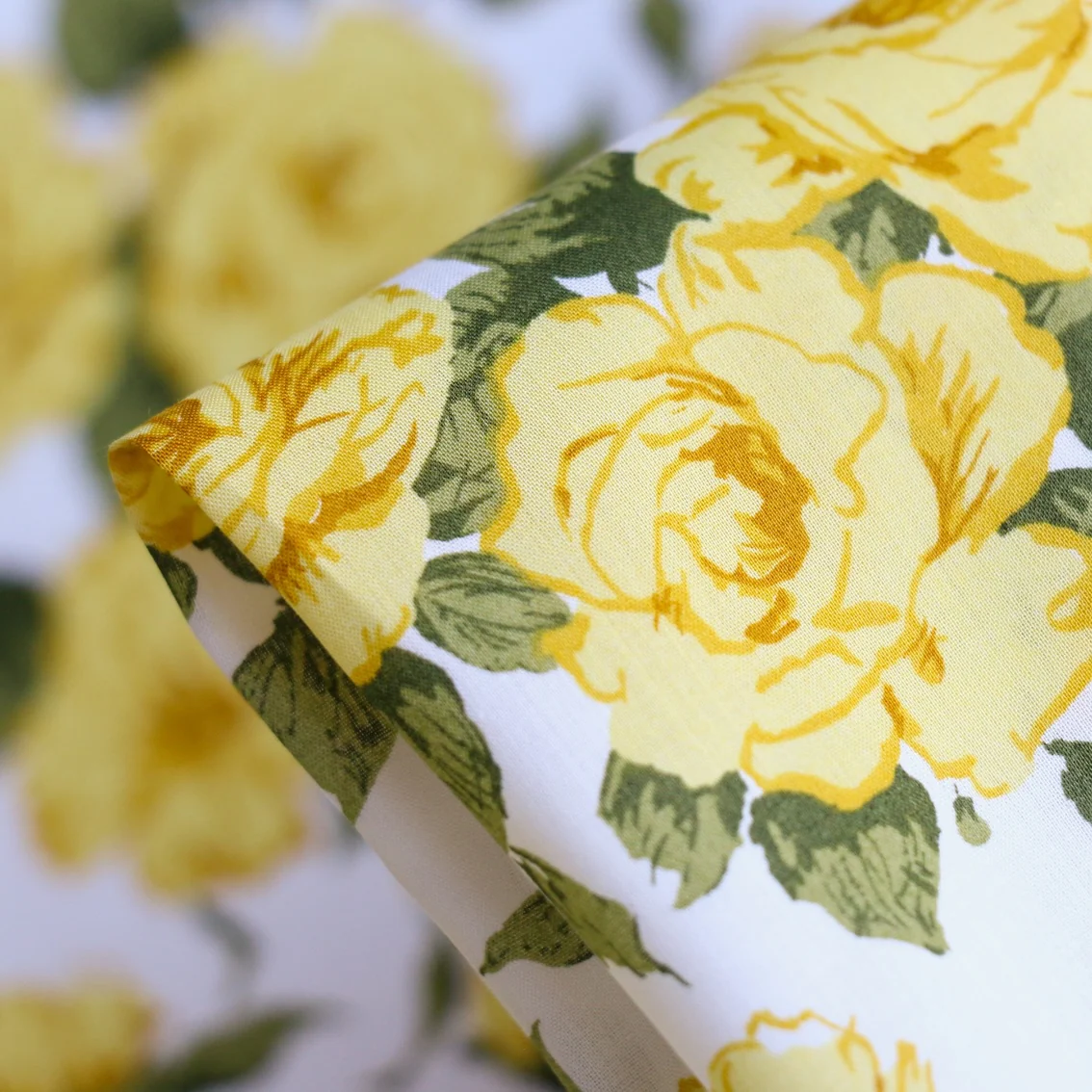 Carline Rose Buttercup - Liberty Tana Lawn™