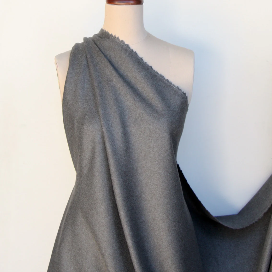 Cashmere Amalia - Image 4