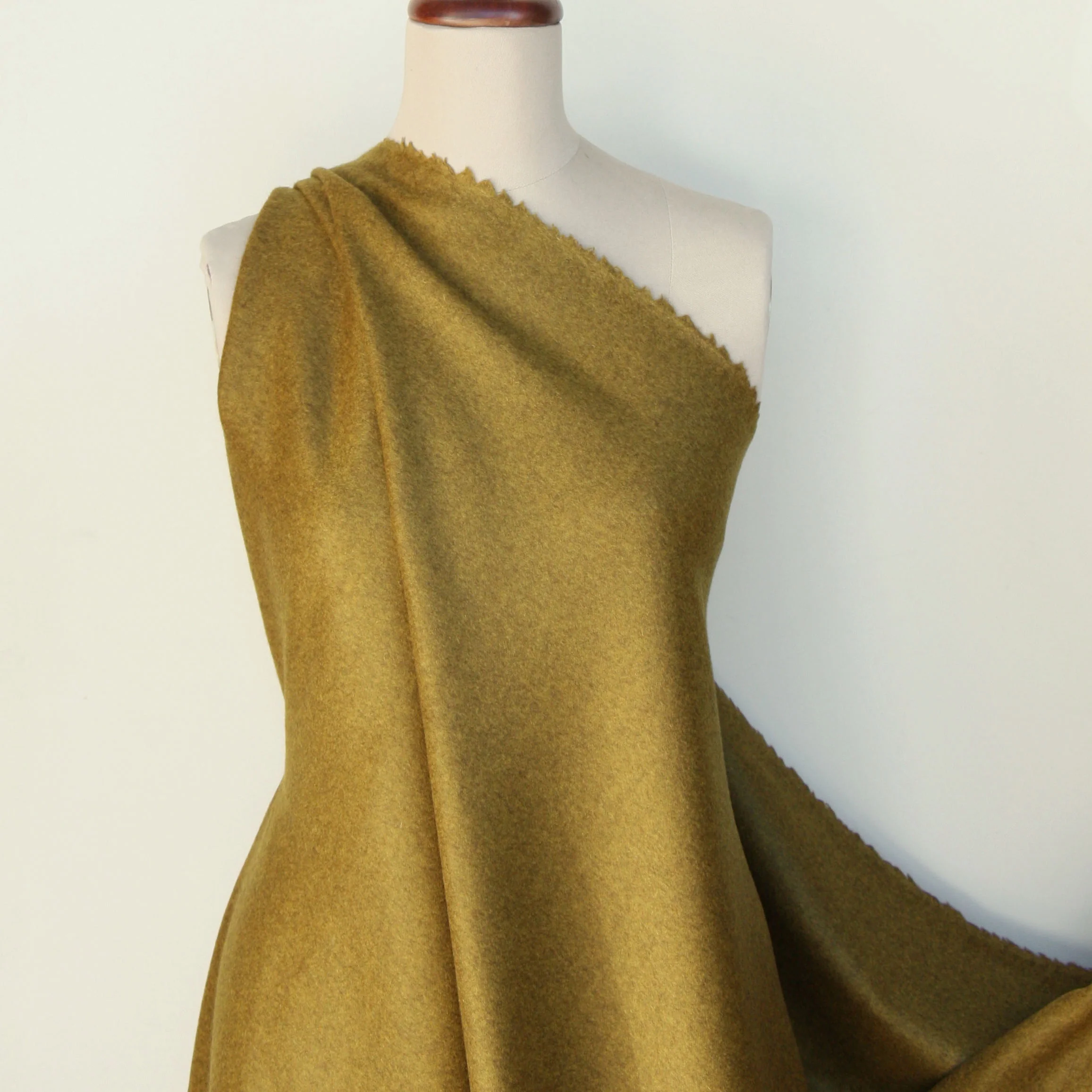 Cashmere Antonia - Image 4
