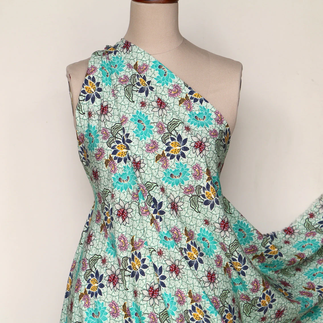 Cassie Mint Viscose Poplin - Image 6