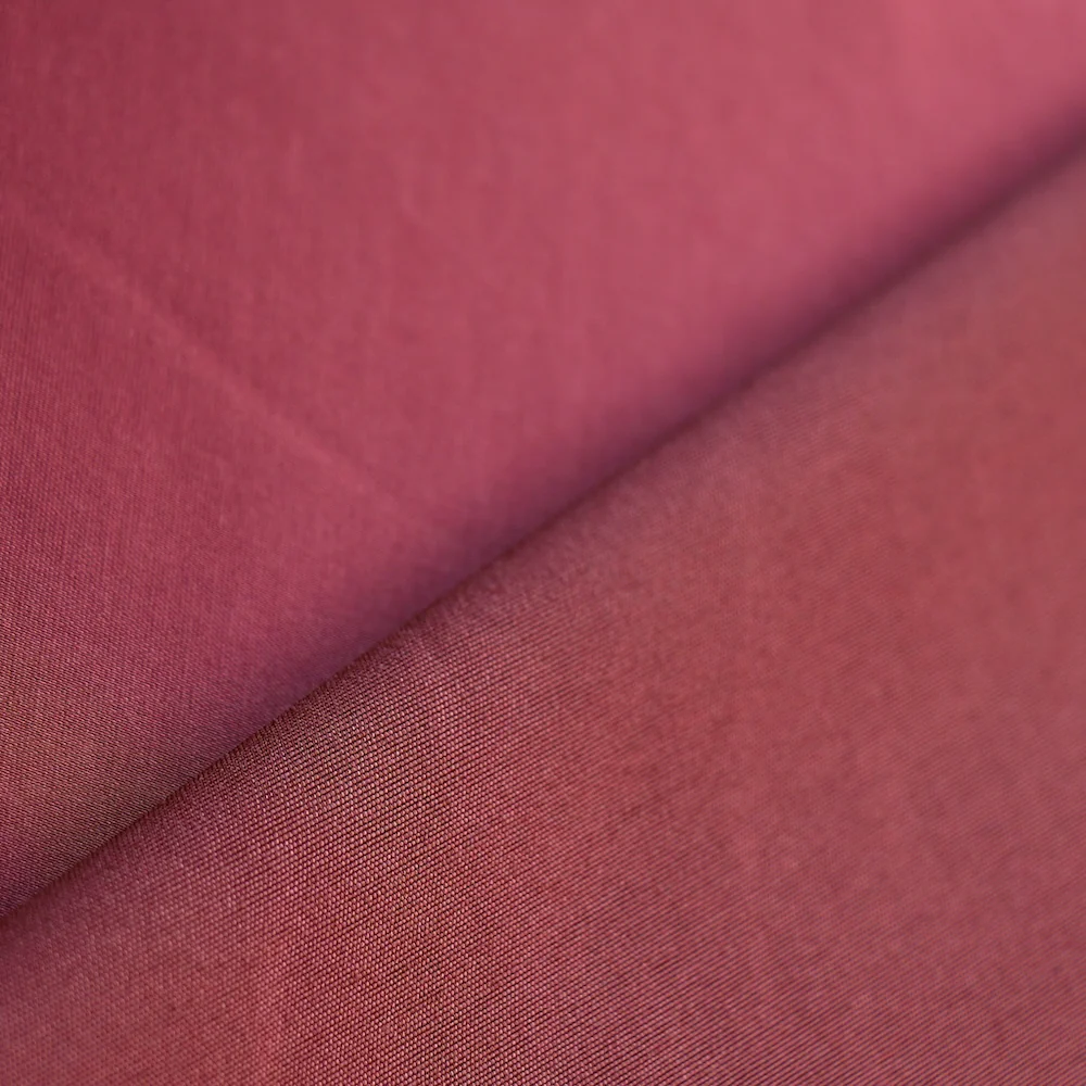 Catwalk Rouge Satin Backed - Image 3