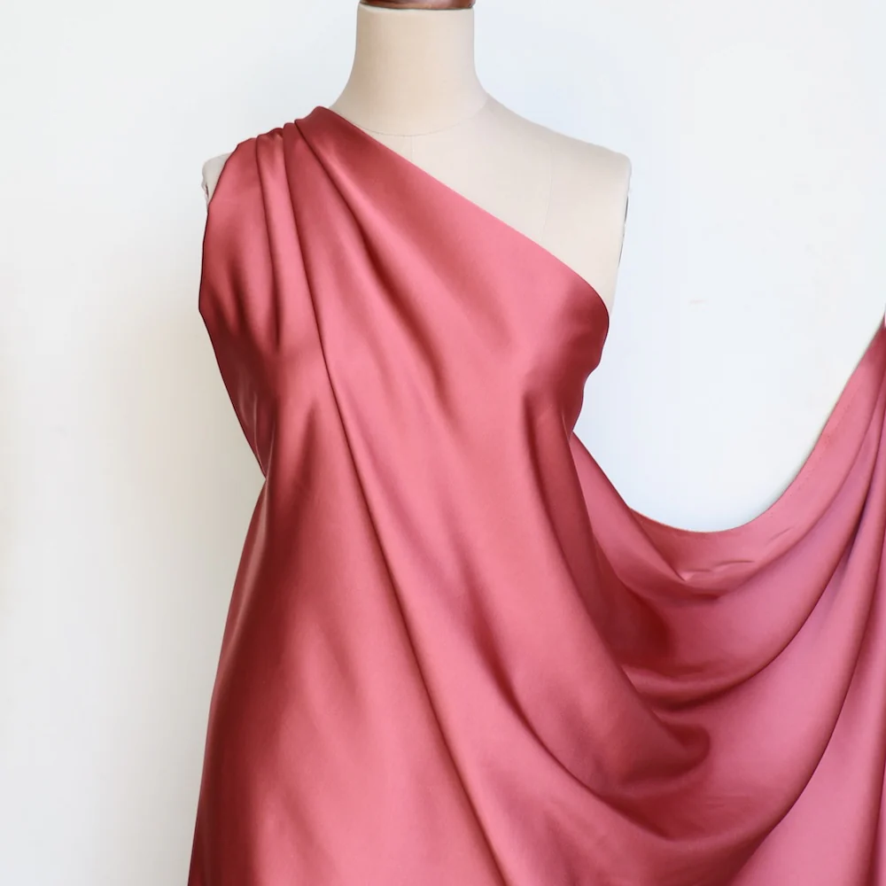 Catwalk Rouge Satin Backed - Image 5