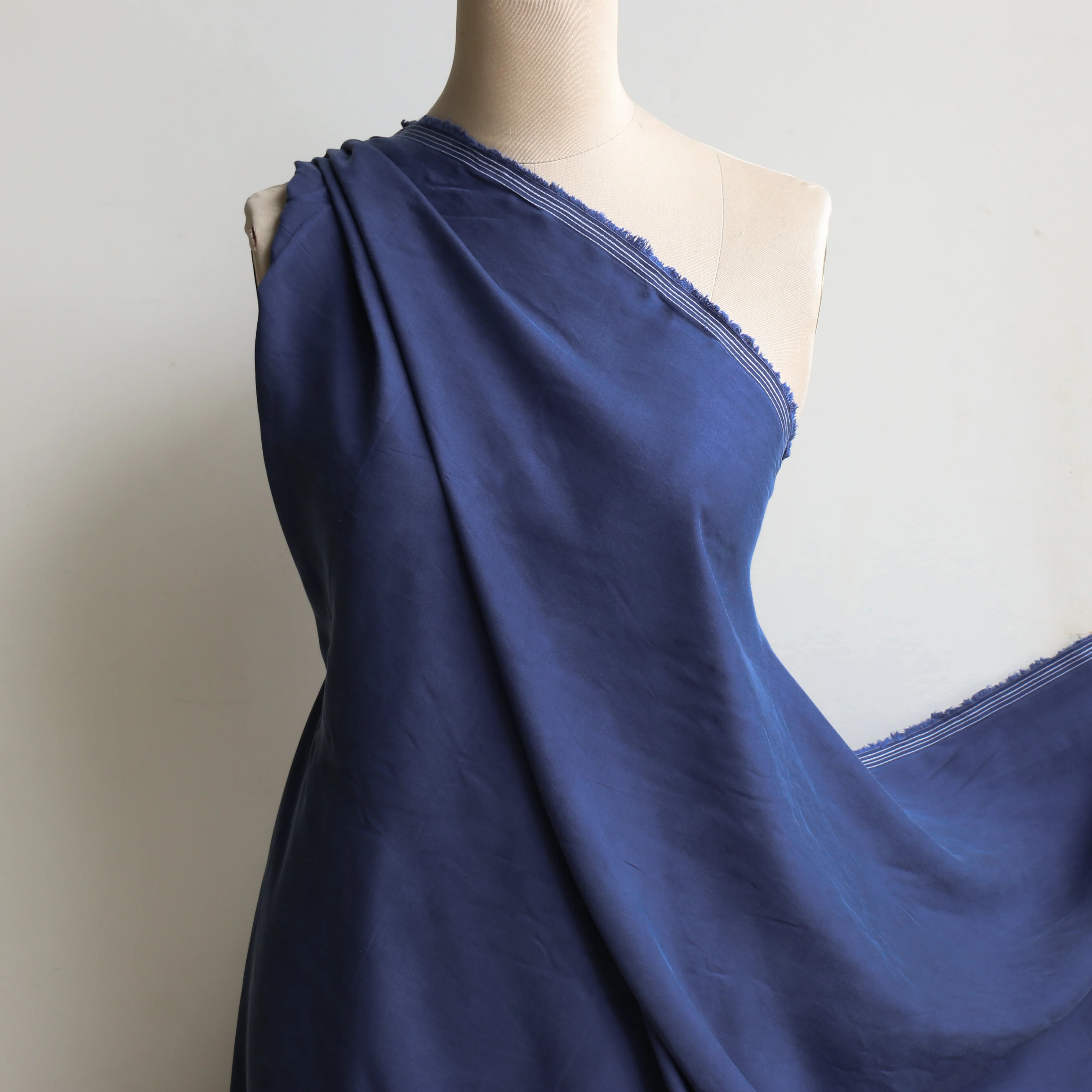Cecile Blue - Image 4