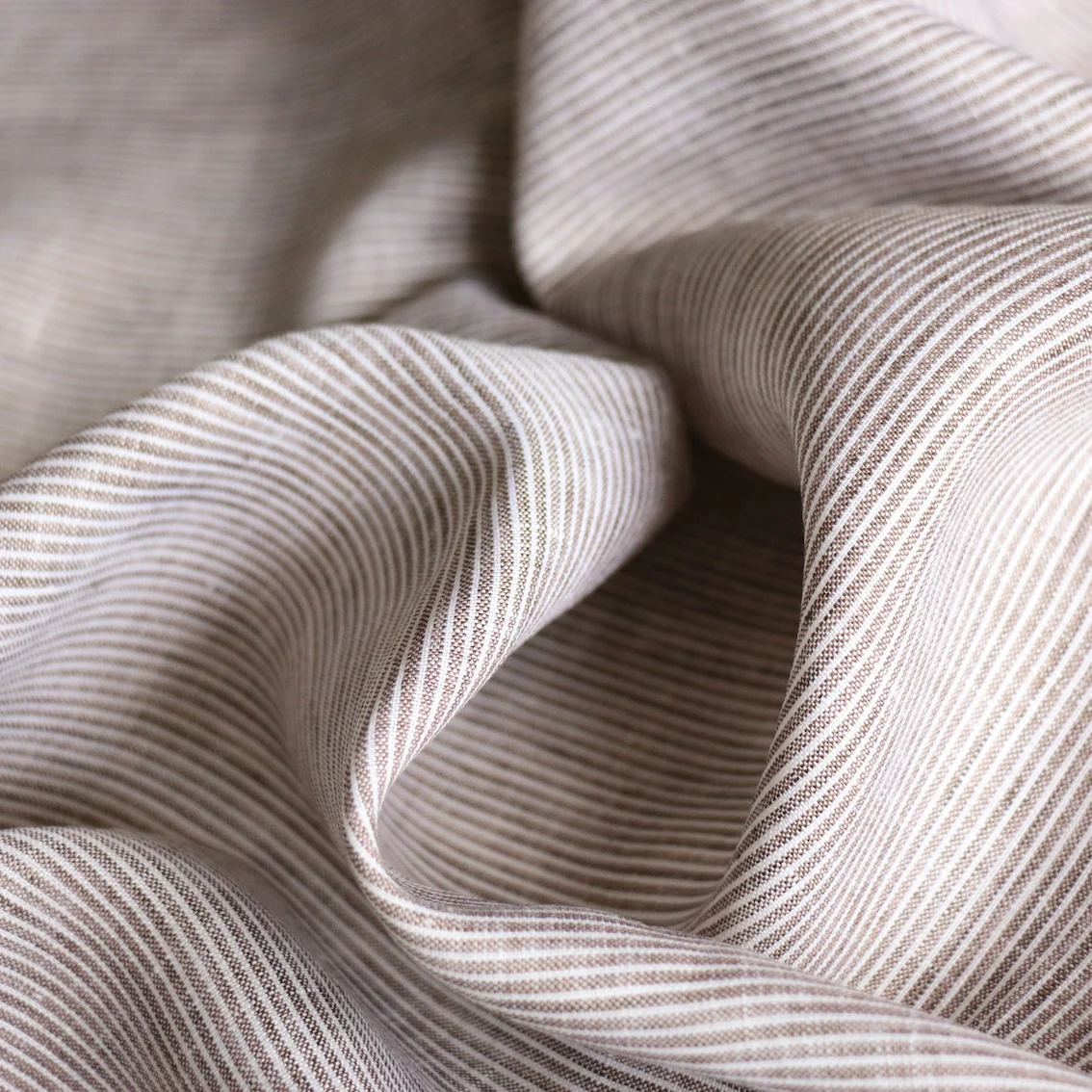 Cefalu Chocolate Stripe Linen - Image 2