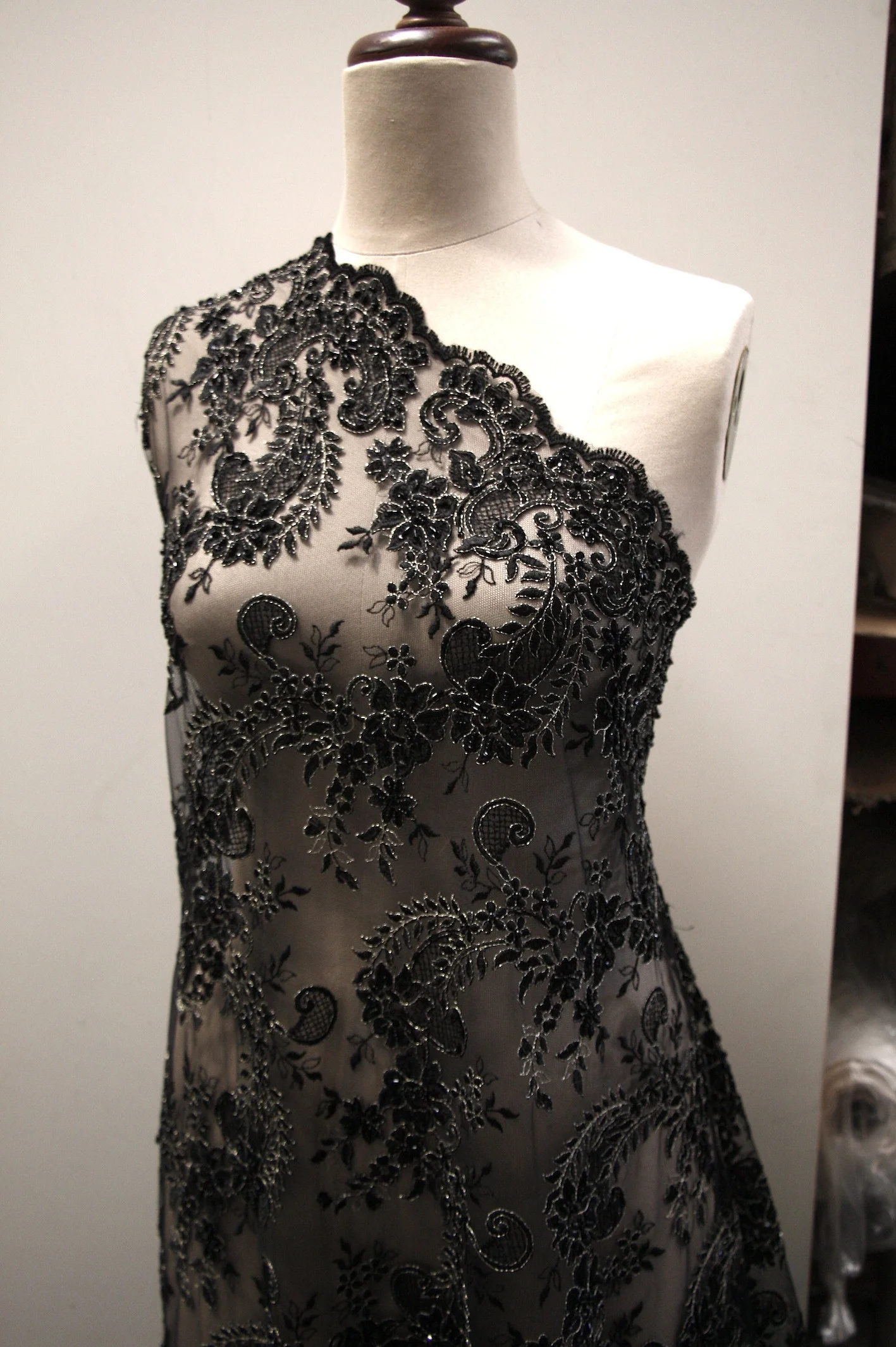 Celine Black/Gold Lace - Image 6
