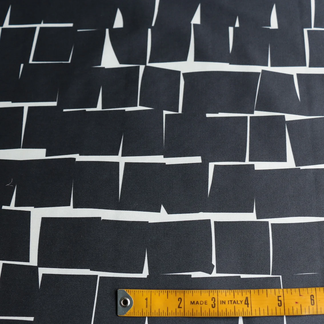 Charcoal Edge Stretch Cotton - Image 3