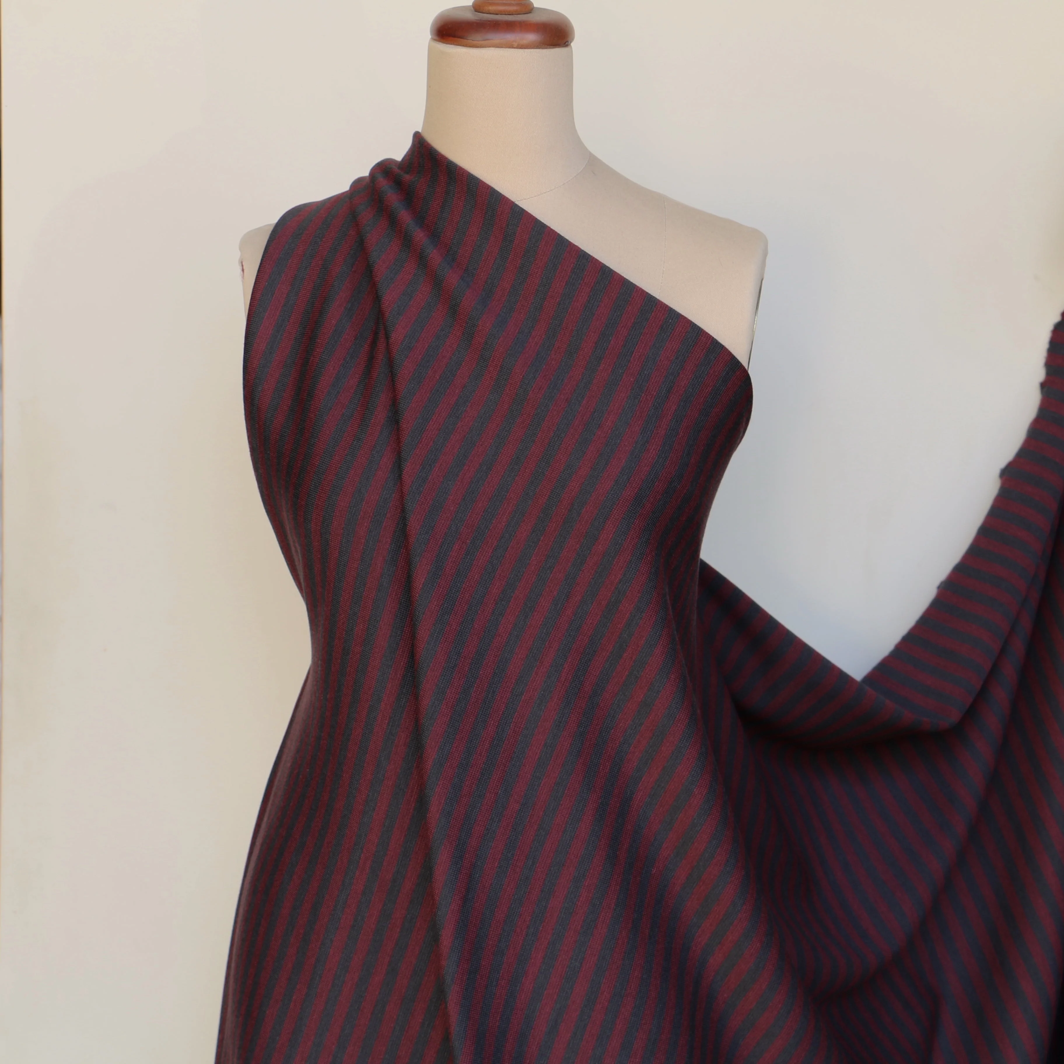 Charcoal Over Burgundy - Image 5