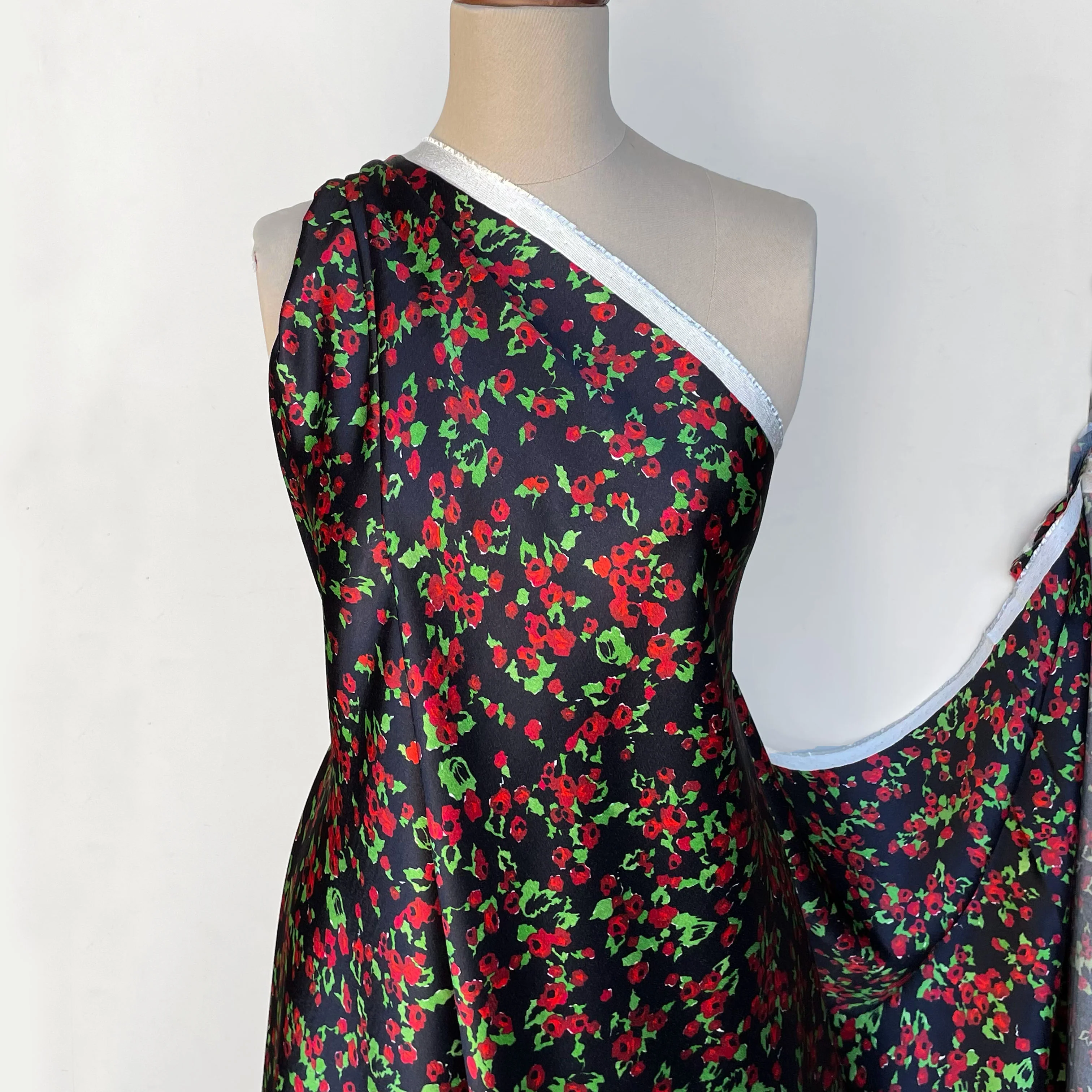 Cherry Roses Viscose - Image 7