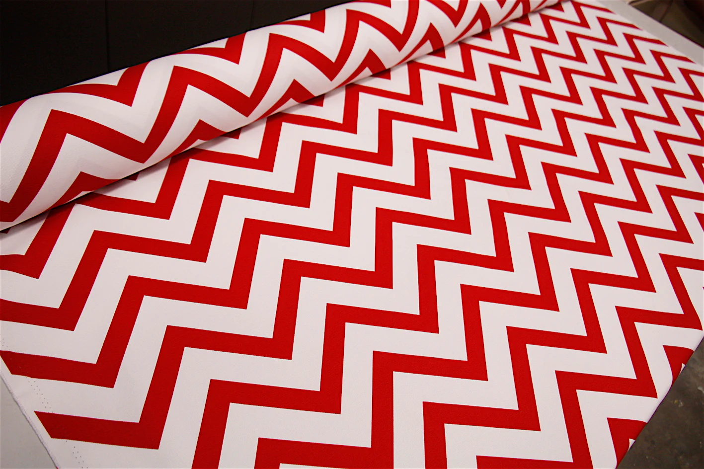 Chevron Red - Image 4