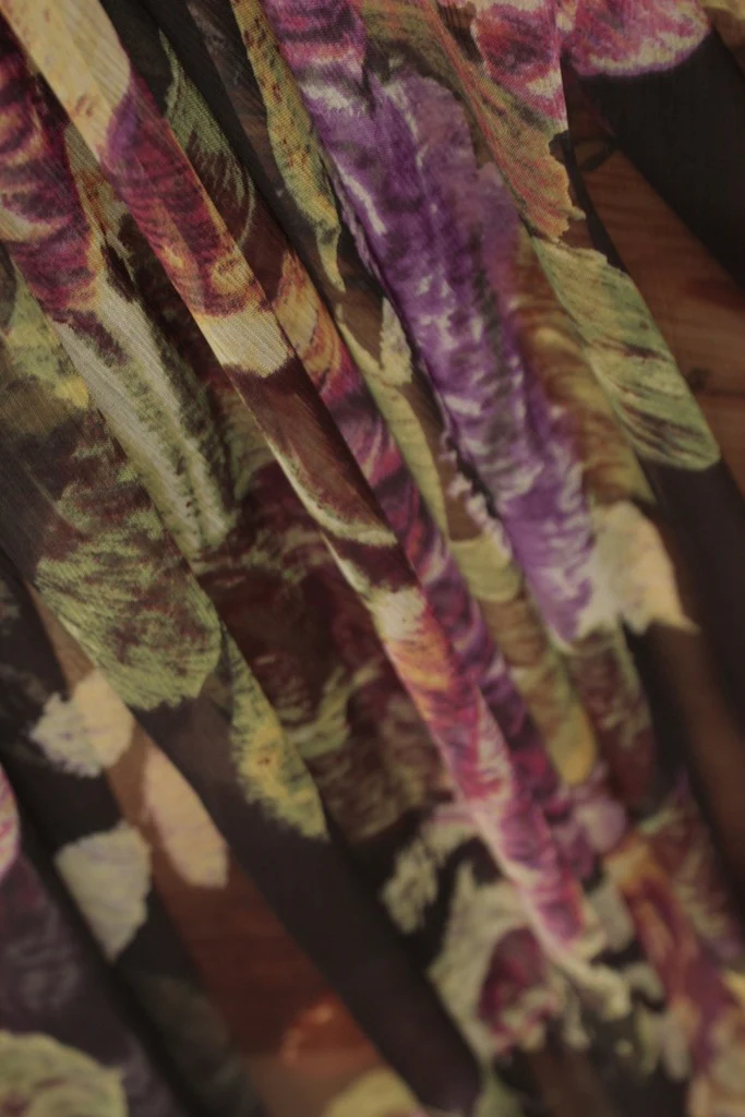Chiffon Roses - Image 2
