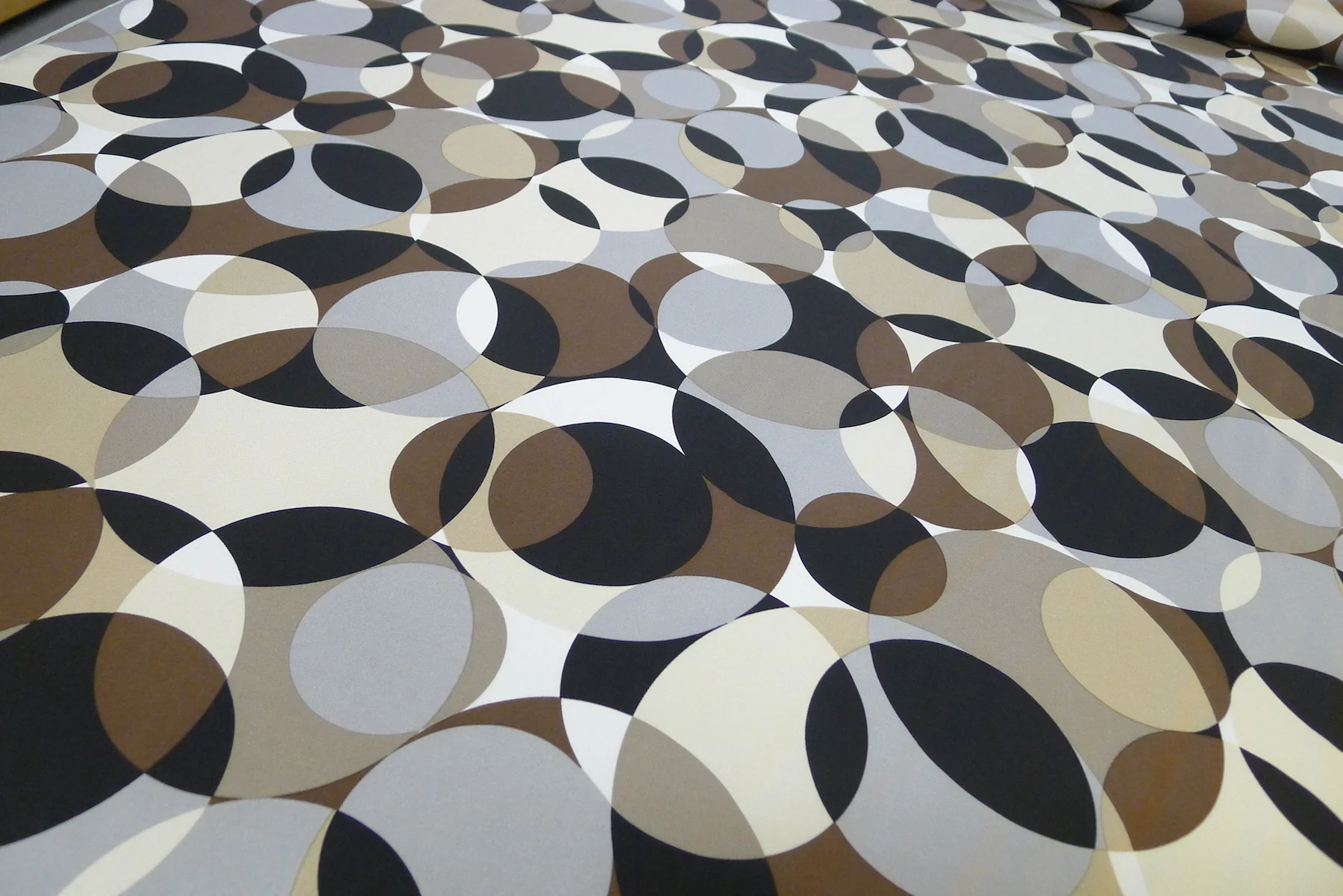 Circles Twill - Image 2