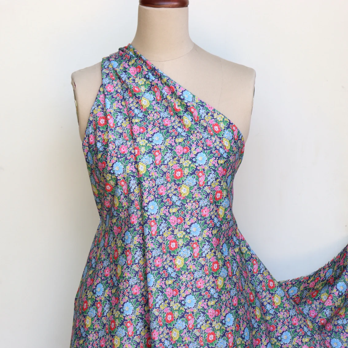 Clare Rich Navy Liberty Tana Lawn⢠- Image 5