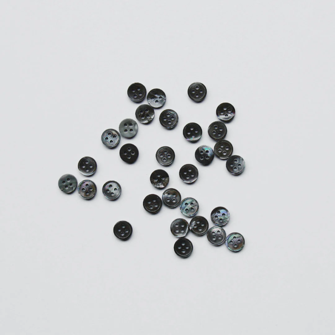 Washibodo Shell Smoke Button - 4-Hole