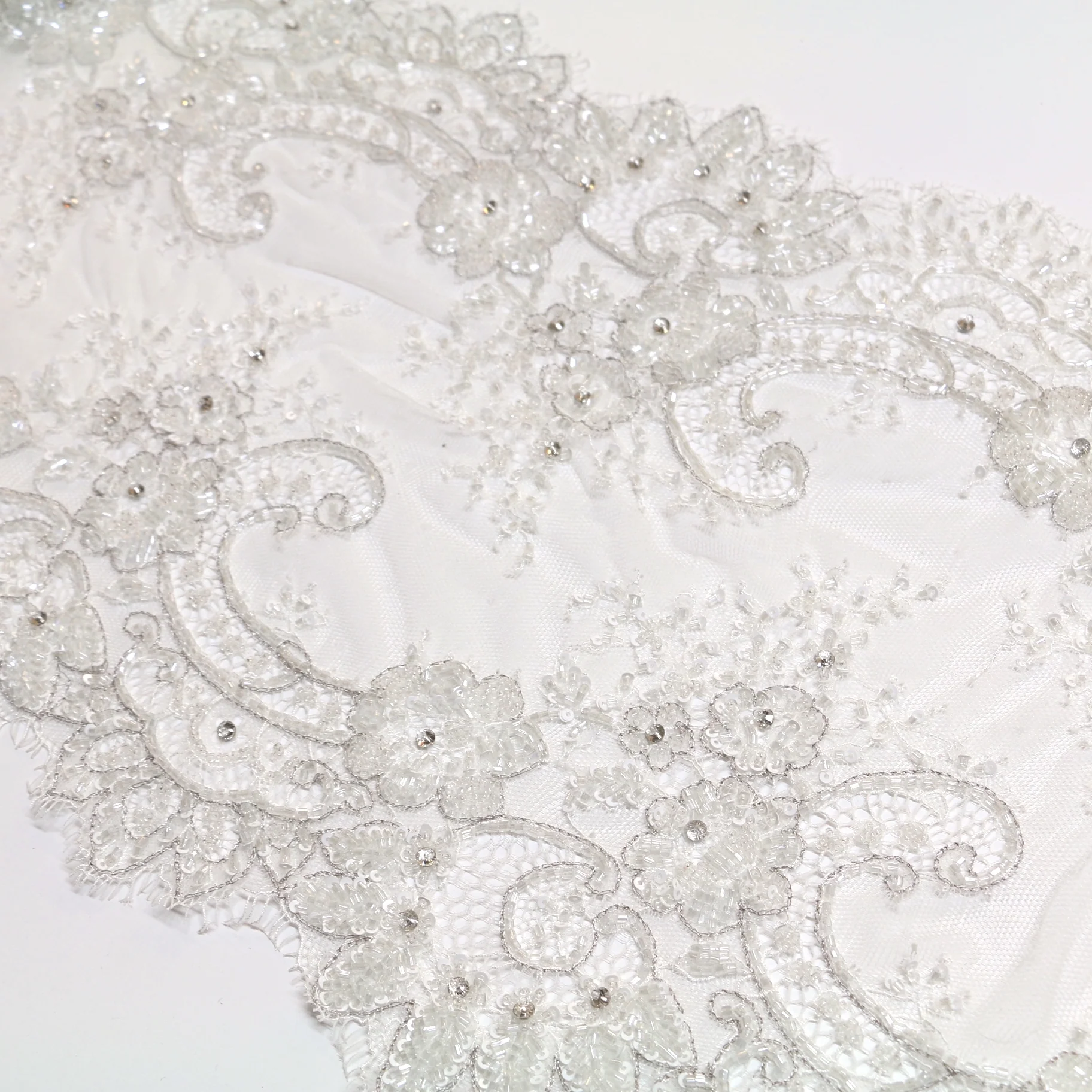 Claudia Natural - Lace Trim - 35cm - Image 2