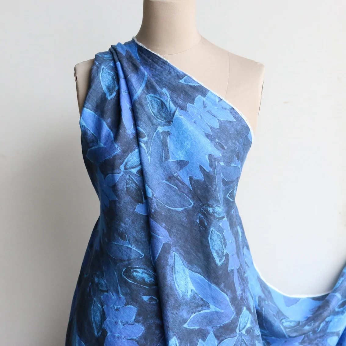 Cobalt Canopy Washed Printed Linen - Image 6