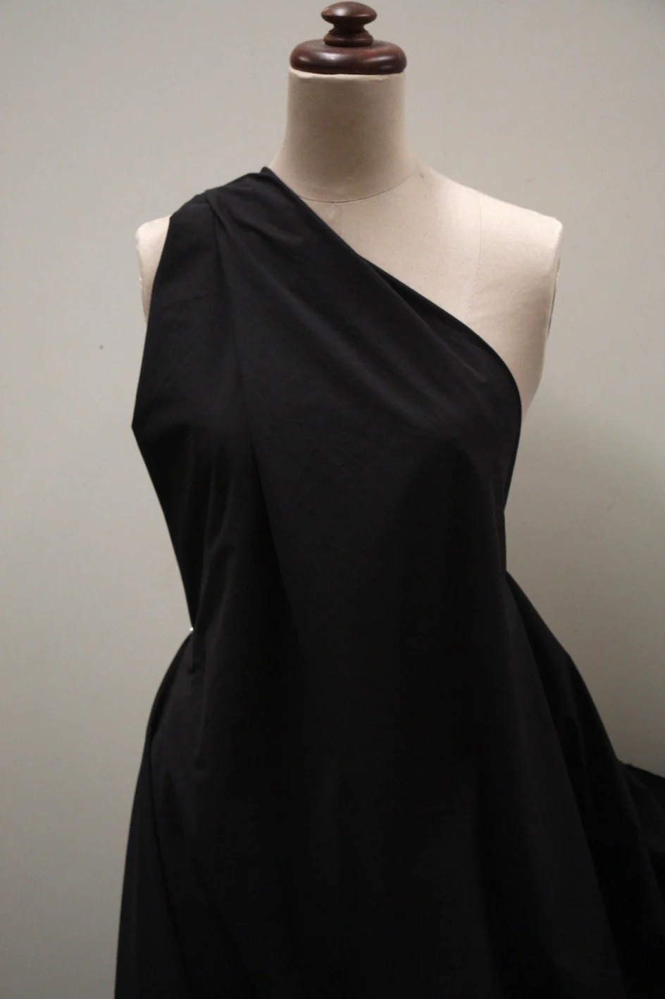 Black Compact - Image 3