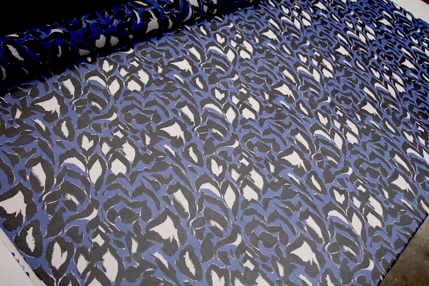 Camo Cat Blue - Image 4
