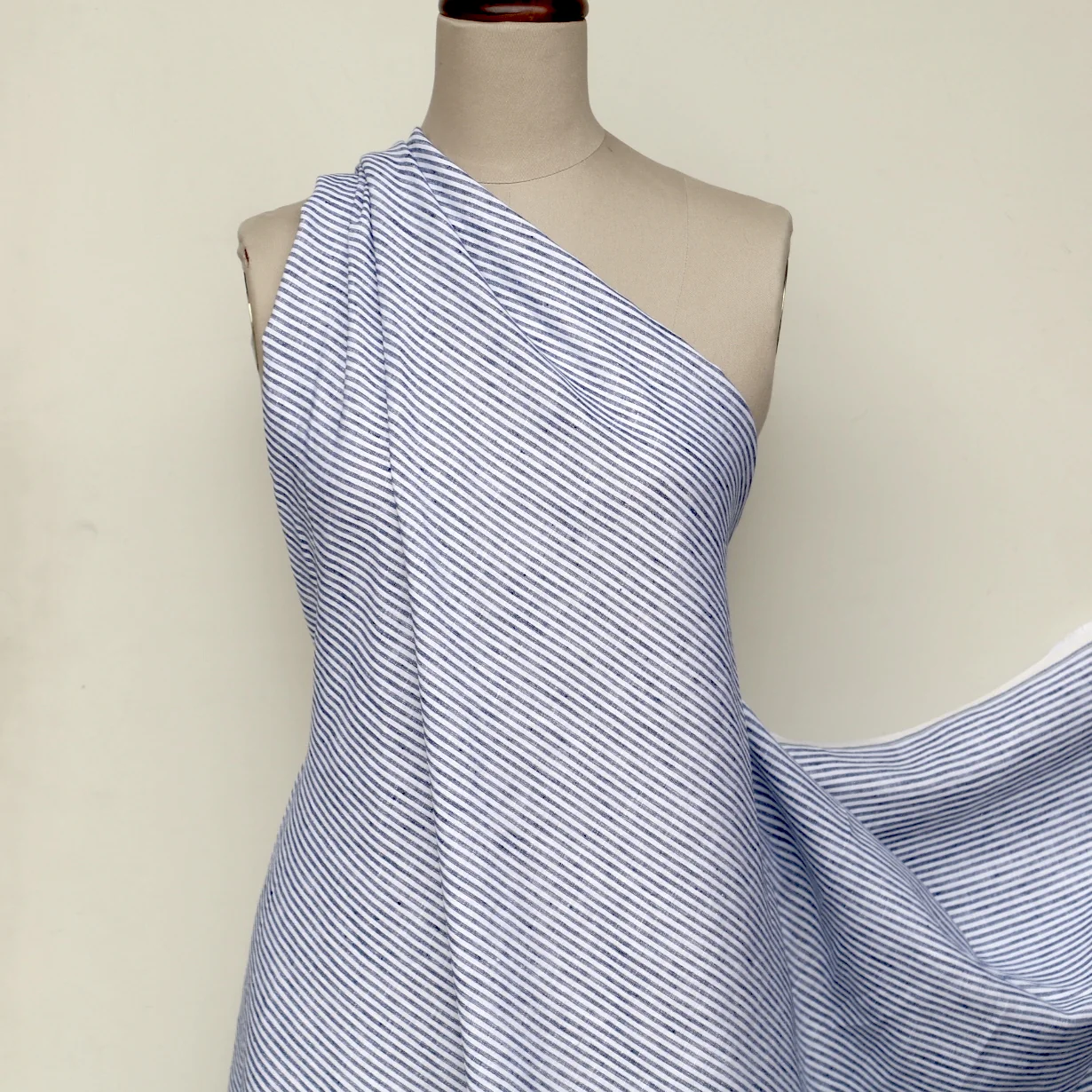 Eze Navy Linen - Image 4