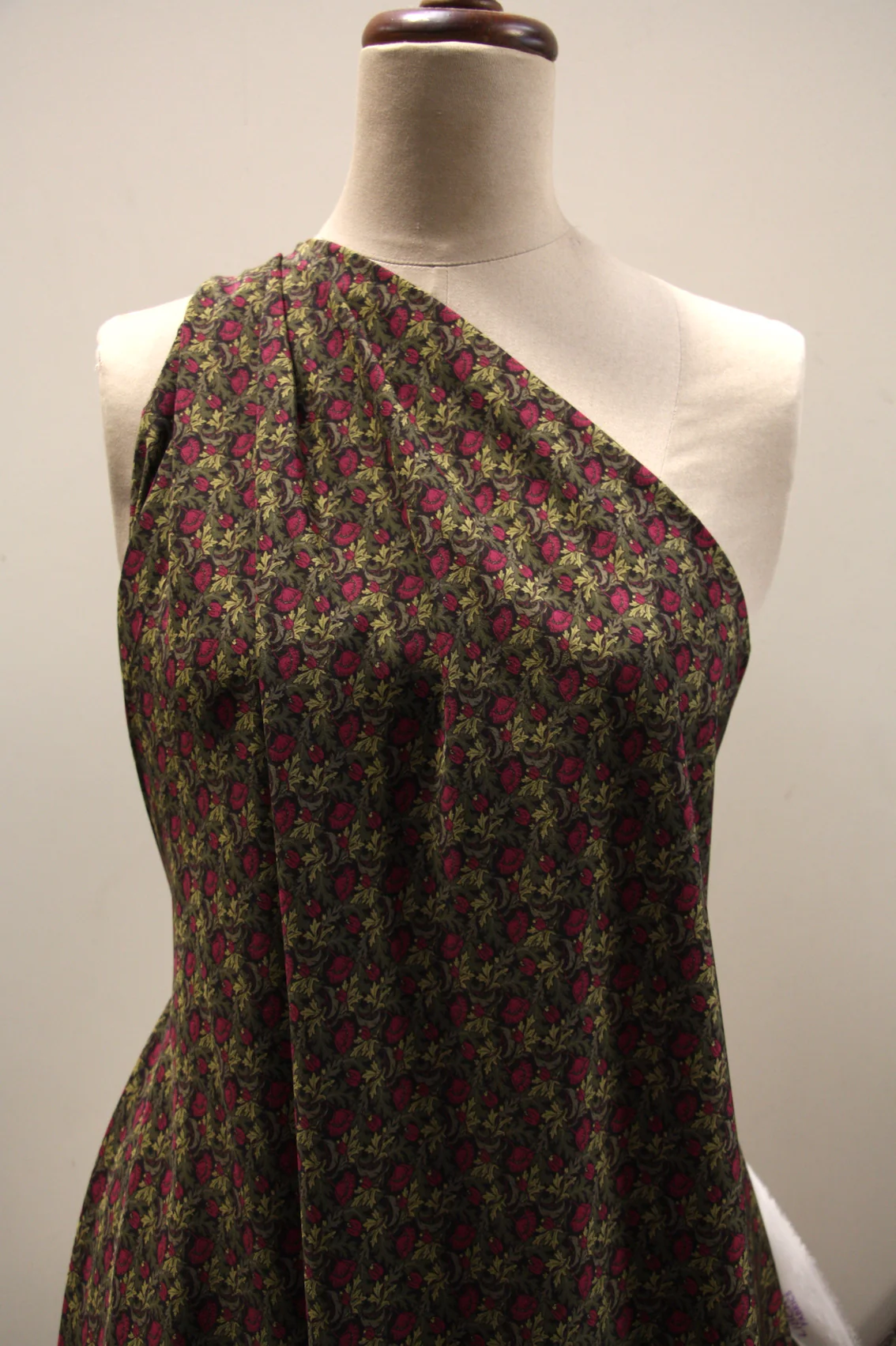 Plume Poppy - Liberty Crepe De Chine - Image 4