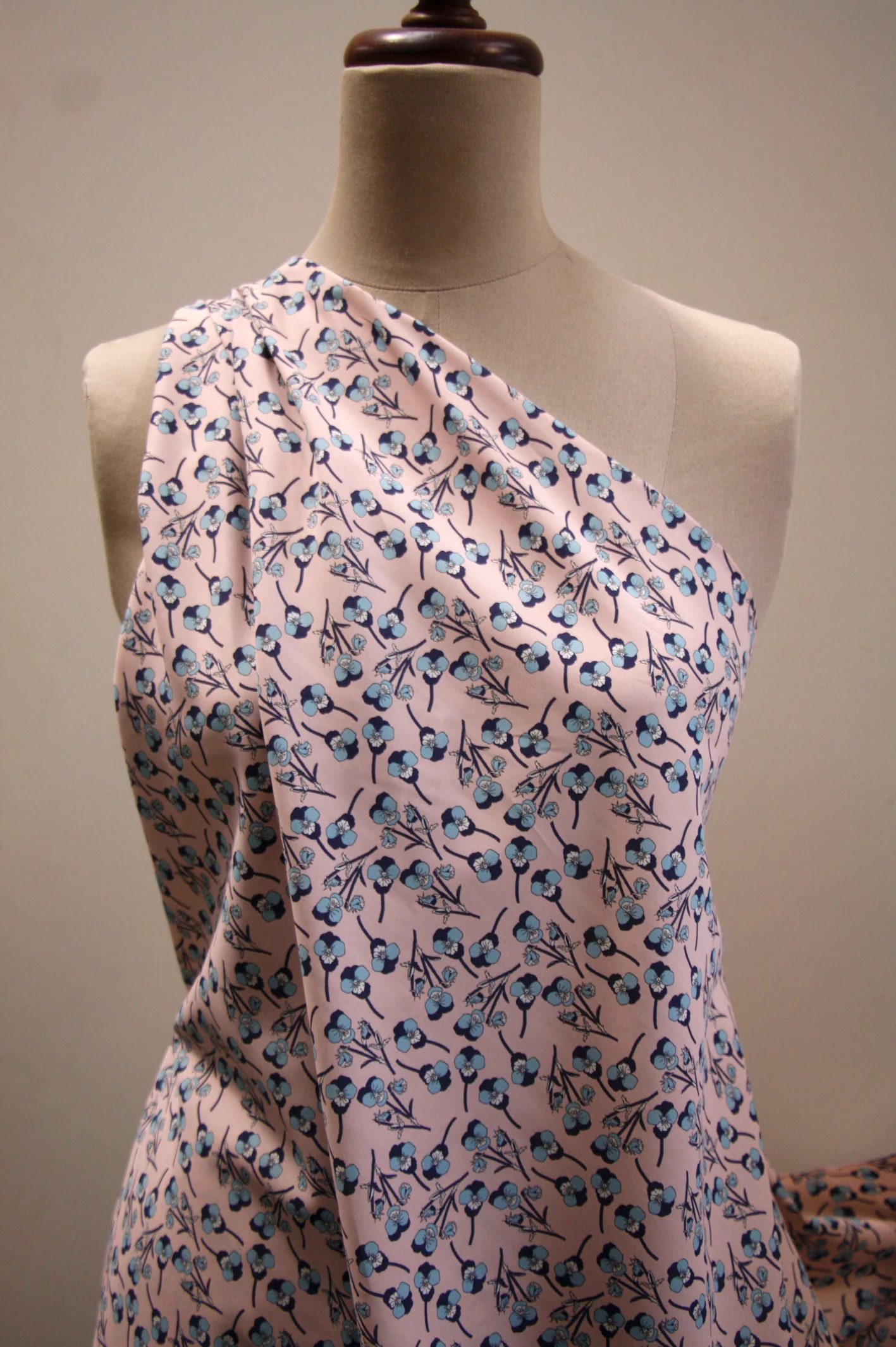 Ros - Tana Lawn - Image 5